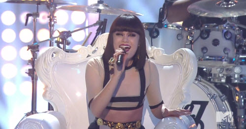 Jessie J sat on the Throne during the VMAs as a "new initiate".