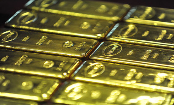 Rússia surge como comprador mundial de ouro superior, adicionando 570 mil toneladas na última década