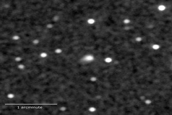 NASA Spacecraft Snaps New Photo of Potential 'Comet of the Century'