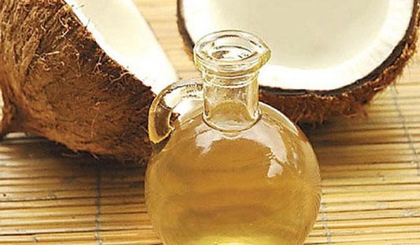 Why Coconut Oil Is Better Than the Other Vegetable Oils in Your Pantry