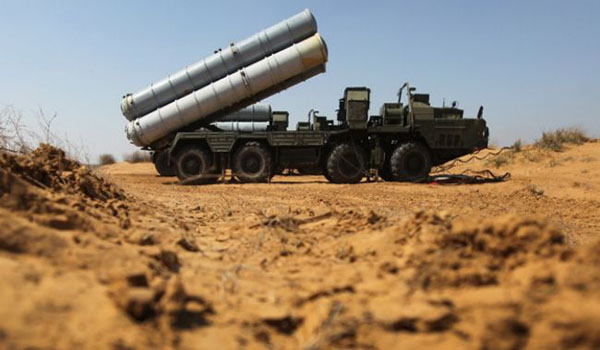 EUA dizem que dá 300 S sistemas para a Síria ameaça o futuro dos EUA, ataques israelenses