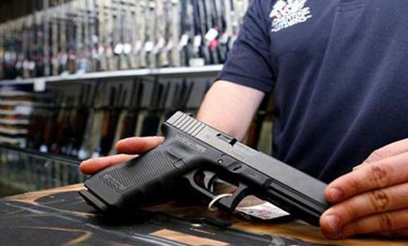 Gunmakers Smith & Wesson, Sturm Ruger refuse to sell their products in California