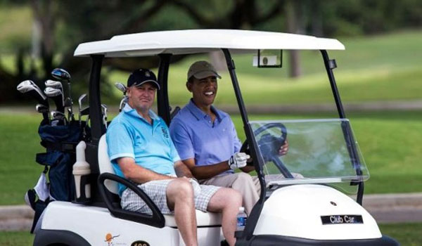 REGAL R&R Obamas live like royalty on lavish Hawaiian holiday