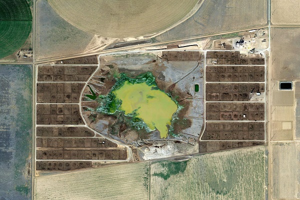 Unbelievable Photos Show Factory Farms Destroying The American Countryside