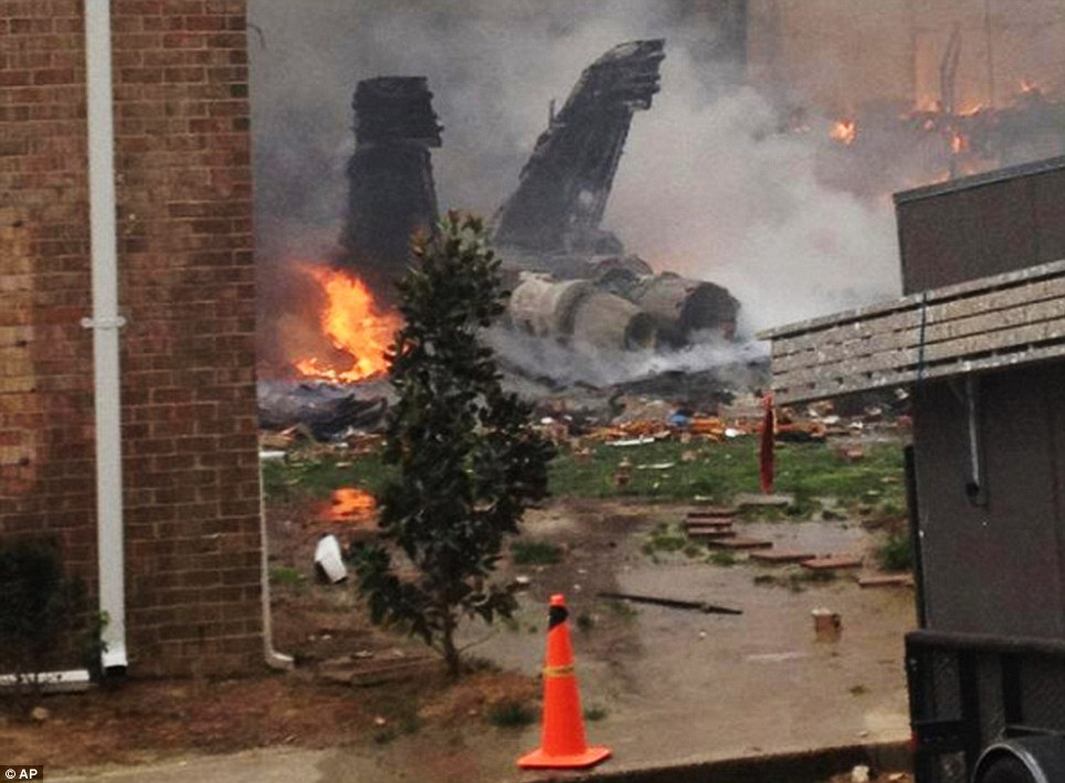 F-18 jet crashes into apartments in Virginia next to elementary school