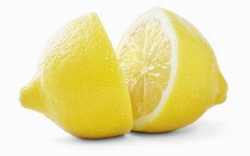 How to use lemon juice to replace toxic chemicals in your home