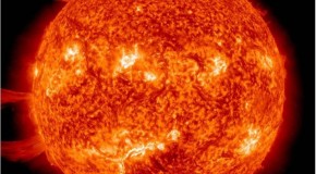 Video: NOAA scientists on high alert for 2013 solar maximum