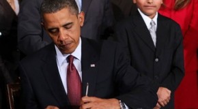 Reactions: Obama Signs Exec Orders & Challenges Congress to Pass Gun Laws