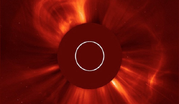 Sun fires solar storm directly at Earth