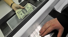 Russian lawmaker seeks to ban US dollar, predicts 2017 collapse