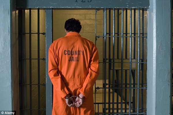Convicts are Now Enrolling in Obamacare