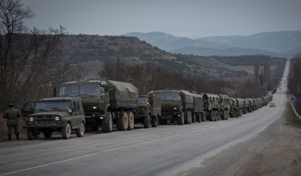 Ukraine’s Military Mobilizes, Prepares For Combat: Trucks, APCs, SAMs, Howitzers, Tanks Rolling Out