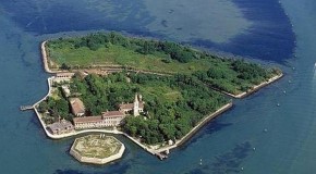 Poveglia in Italy is the world’s most haunted island and it’s up for sale