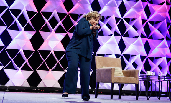 Shoe thrown at Hillary Clinton at Vegas speech