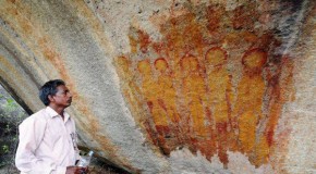 10,000-year-old rock paintings depicting aliens and UFOs found in Chhattisgarh