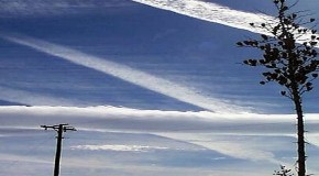 Video: Wake Up Call! Chemtrail Reporting Forced on Mainstream Media