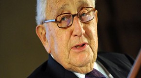 Kissinger blasts beheading of journalists, urges strong attack on ISIL