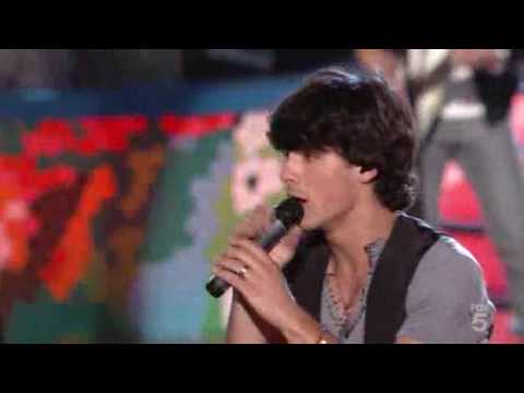 Jonas Brothers – World War III – Live at the Teen Choice Awards 2009 (TCAs 09)