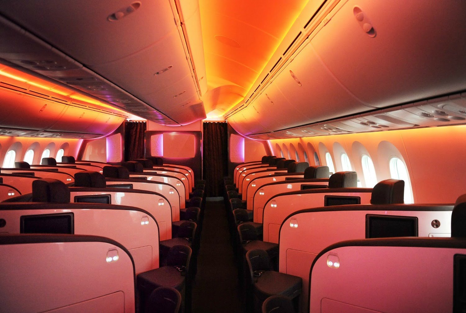 London Gatwick Manchester To Las Vegas Virgin Atlantic 747 Upper Class Review