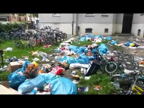 Islamic immigrants dump Garbage is German Streets