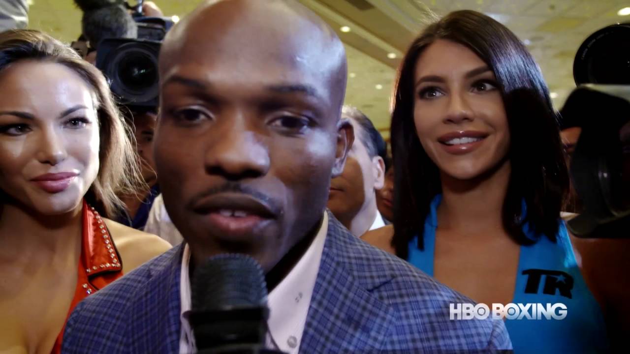 HBO Boxing News: Manny Pacquiao and Tim Bradley Las Vegas Arrivals