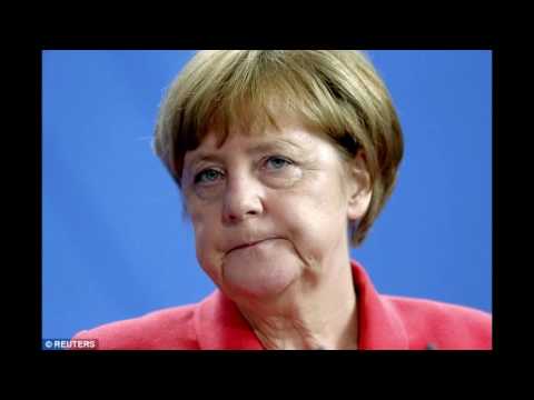 Angela Merkel will ban EU migrants from claiming unemployment benefits for 5 years