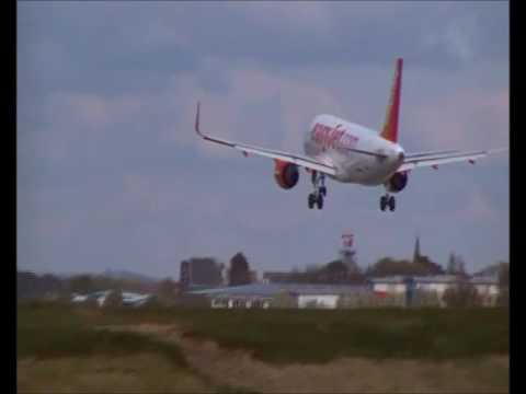 Retro 2014 London Gatwick Airport spotting – 08R Arrivals and Departures