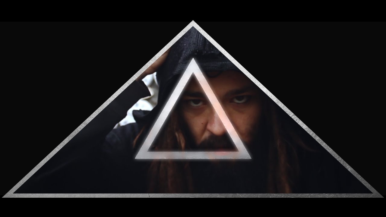 Ricky Hombre Libre – Illuminati (Videoclip)