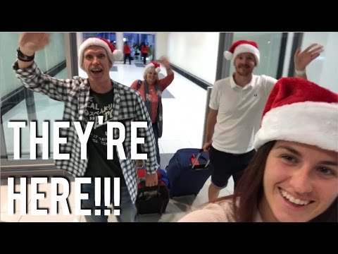 Sneaky Cleaning, Cinnamon Rolls & Christmas Arrivals | Christmas in Abu Dhabi – Vlogmas Ep 19