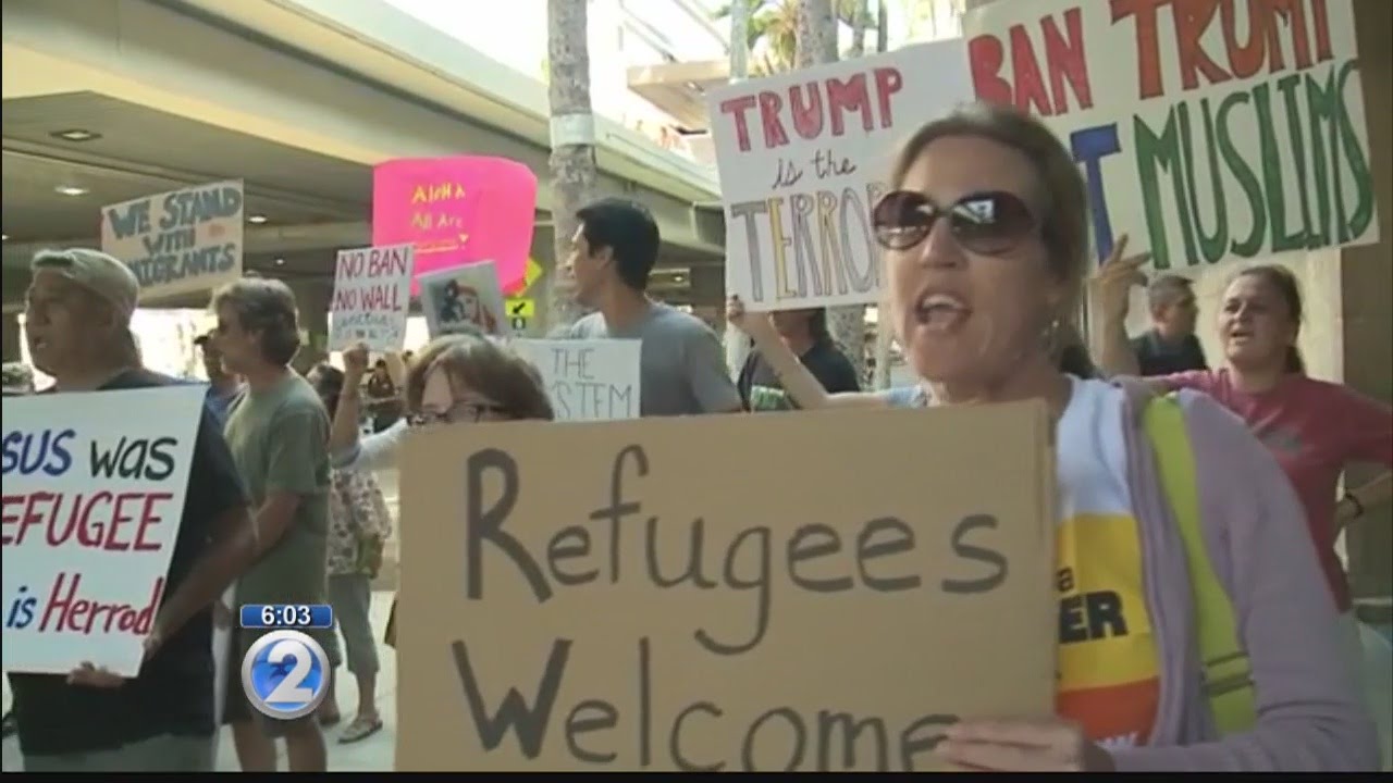 Honolulu protesters join nationwide movement of outrage over immigrant travel ban