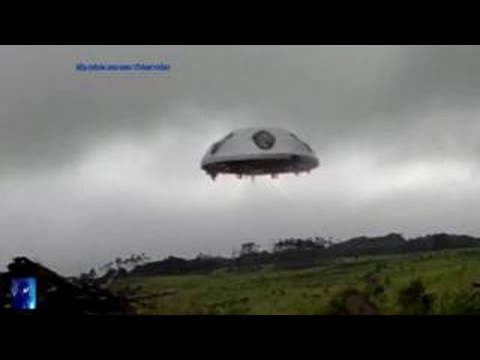 Top UFO video captured on camera real. UFO 2017