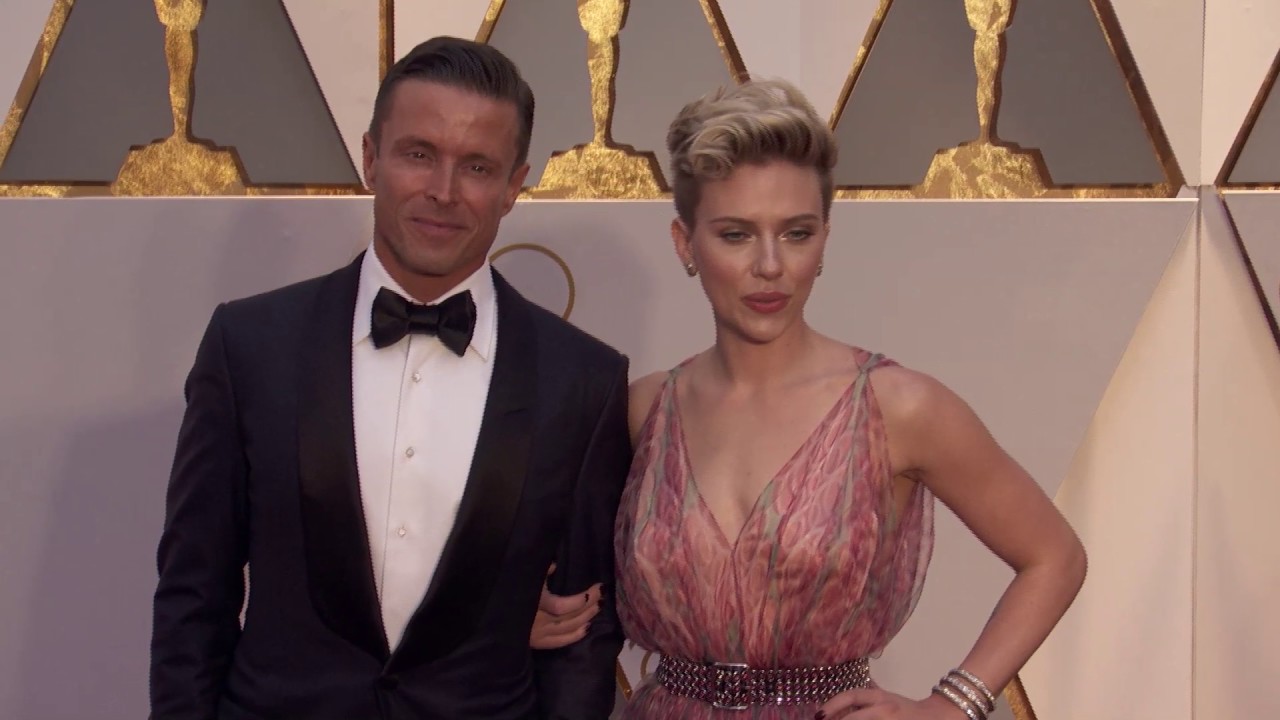 Scarlett Johansson Oscars 2017 Red Carpet Arrival