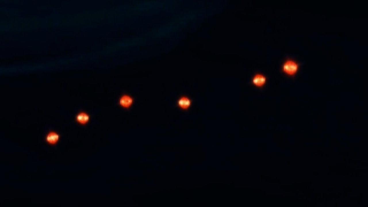 SIX ORANGE UFO “FIREBALL” PHENOMENON  2013