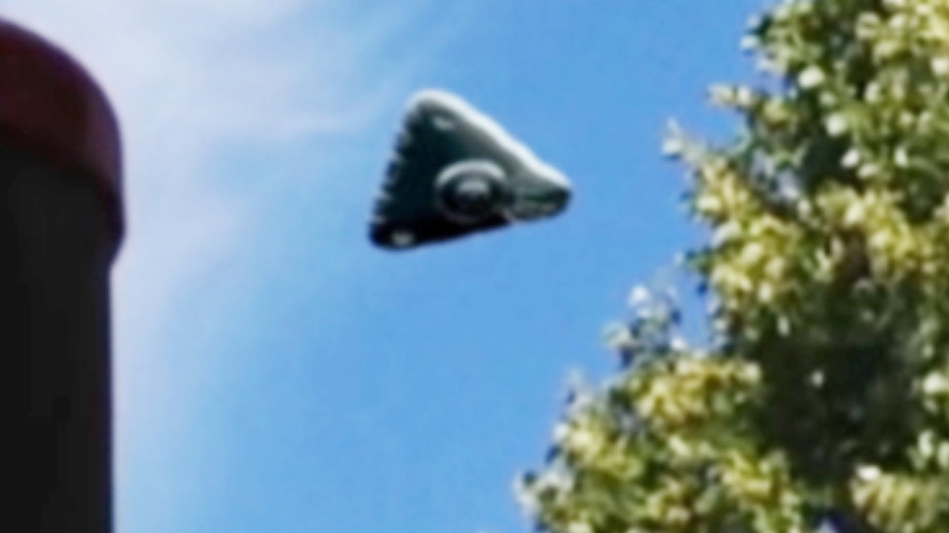Triangular UFO Over Kassel, Germany